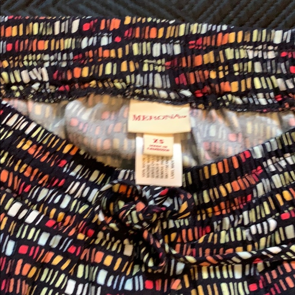 Patterned Skirt - Picture 3 of 4